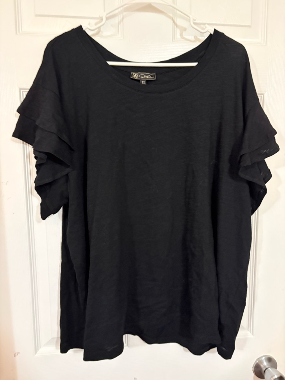 DG2 by Diane Gilman 2x black double flutter ruffles sleeves top stretch round no
